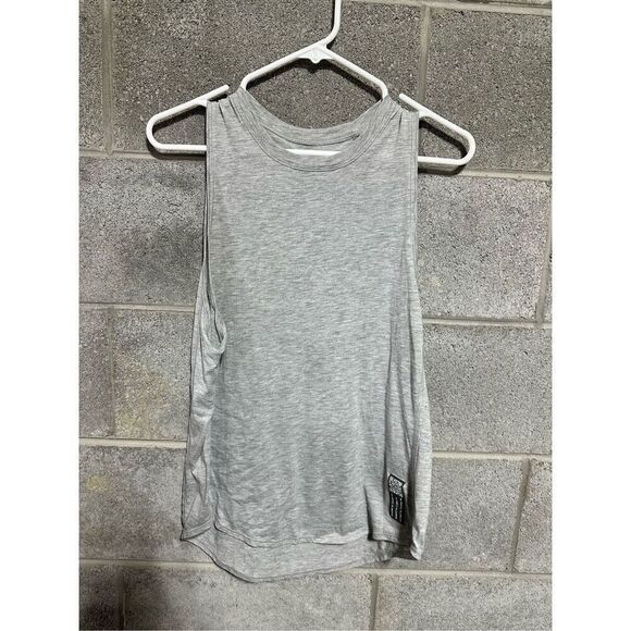 Adidas High Neck Sleeveless Athletic Gym Shirts Workout Tank Tops Long Silver M - Picture 1 of 5